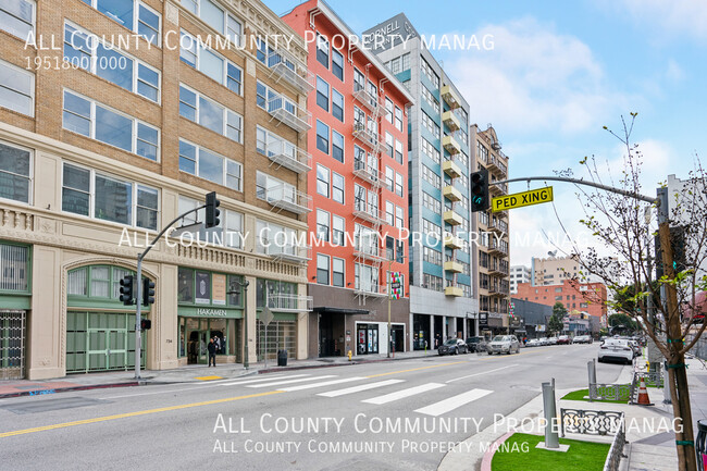 Photo - 738 Los Angeles St Townhome