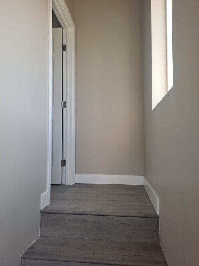 Photo - upstairs studio lots of natural lite Unit 2127