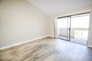 Photo - 336 Travelodge Dr