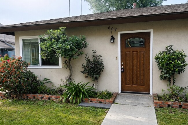 Photo - 607 N Mar Vista Ave Unit 1