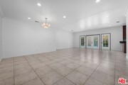 Photo - 17434 Emelita St
