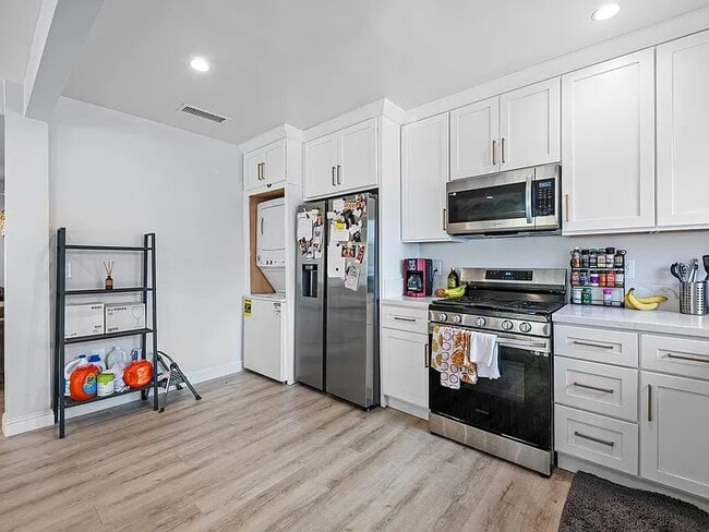 Photo - 1005 Hi Point St Unit 1005