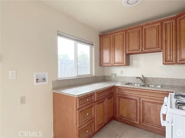 Building Photo - 284 N Palm Ave Unit A Rental