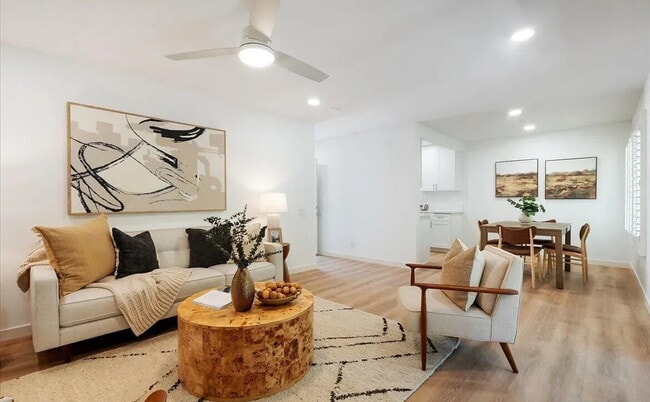 Building Photo - Welcome to this beautifully remodeled 1-be... Rental