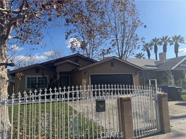 Photo - 815 N Arrowhead Ave