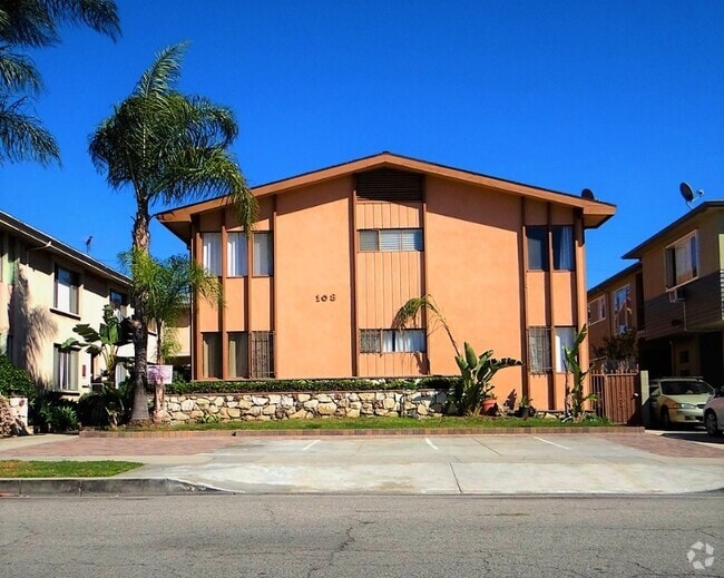 Building Photo - 108 Hayworth Ave Rental