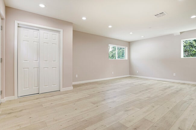 Photo - 7300 Firmament Ave