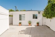 Photo - 13521 Hamlin St