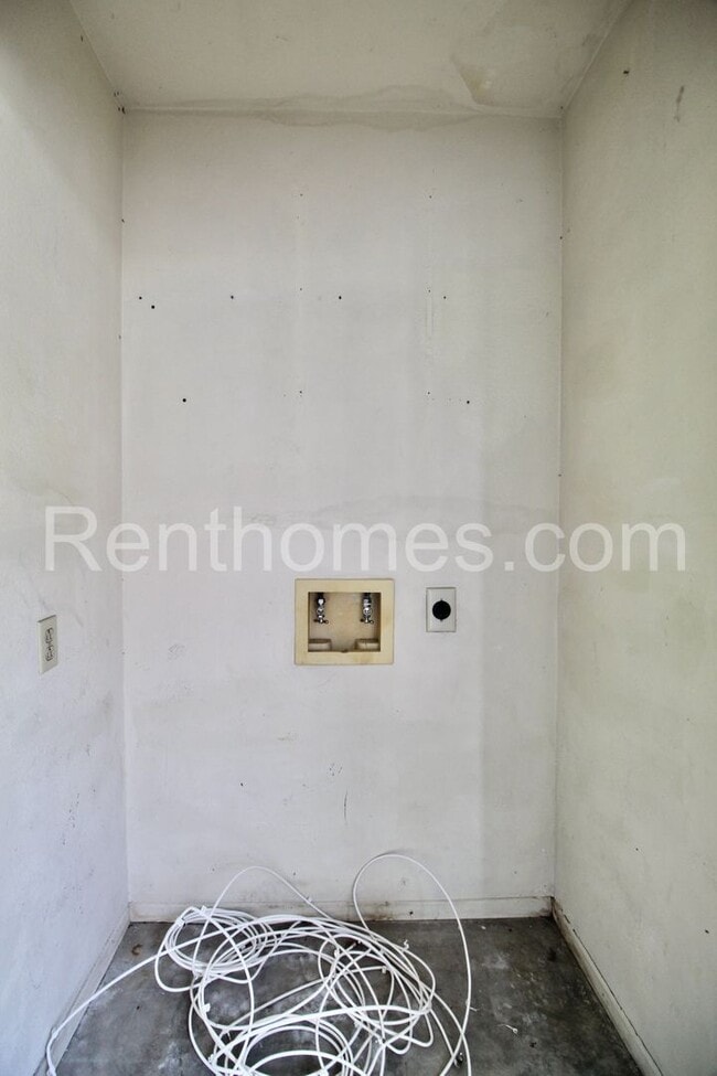 Photo - 8510 Summerdale Rd