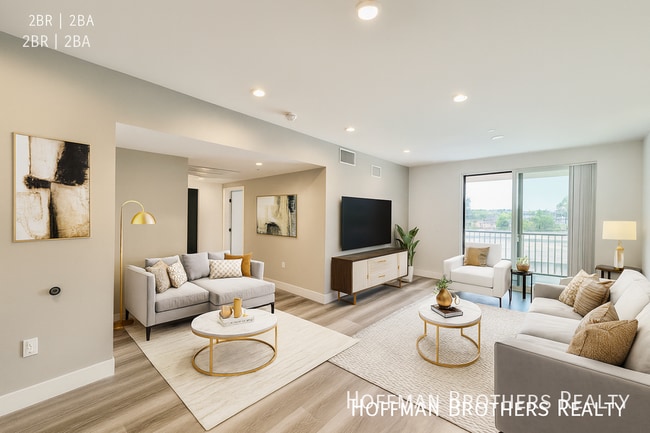 Building Photo - 11155 Huston St