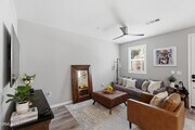 Photo - 643 Winchester Dr
