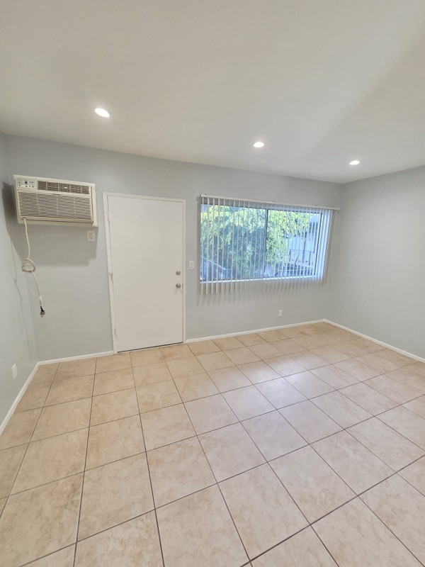 Photo - 4660 Kester Ave Unit 232