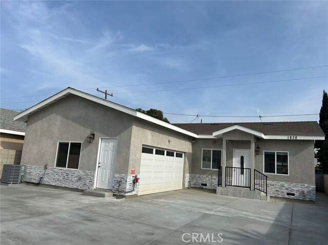 Photo - 1838 S Chapel Ave House