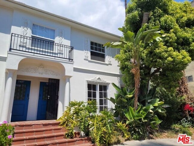 Building Photo - 5405 Russell Ave