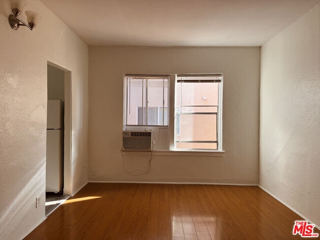 Photo - 920 S Hobart Blvd Unit 403