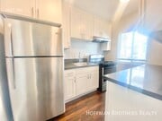 Photo - 5555 Carlton Way Unit 17