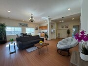 Photo - 1142 W 37th Pl