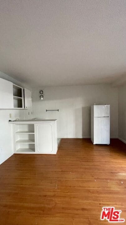 Photo - 737 S Oxford Ave Unit 29