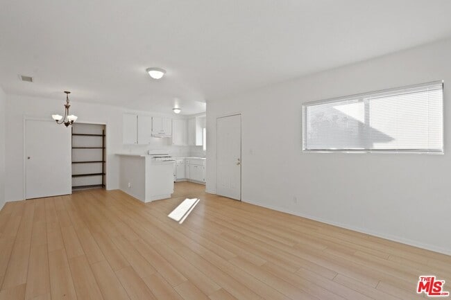 Photo - 5429 Troost Ave Unit 4