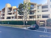 Photo - 5500 Owensmouth Ave