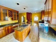 Photo - Beautiful 3 Bedroom Cottage in Kensington ... House
