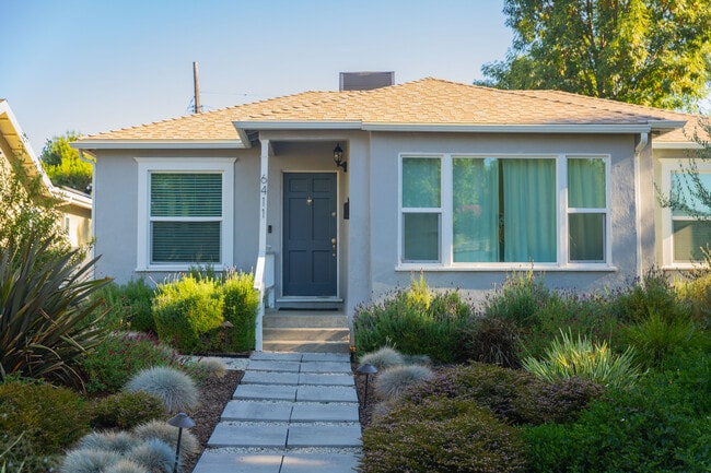 Photo - 6411 Hesperia Ave House