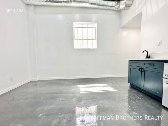 Photo - 3809 Union Pacific Ave Unit 3