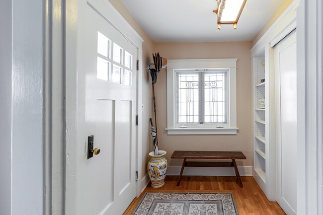 Photo - 4211 Madison Ave