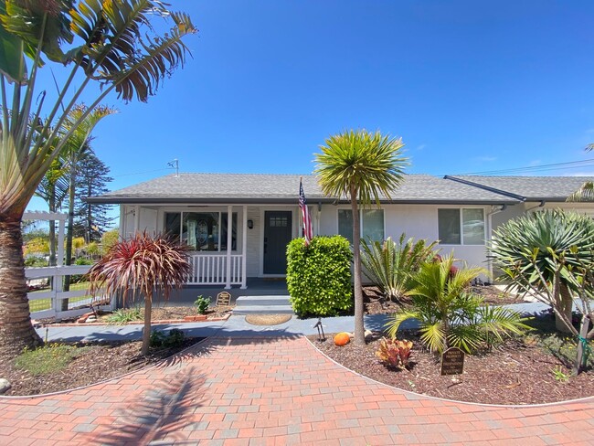 Unique 4 Bedroom 2 bath Guest Home in Ocea... - Unique 4 Bedroom 2 bath Guest Home in Ocea...