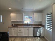 Photo - 619 S Olive St