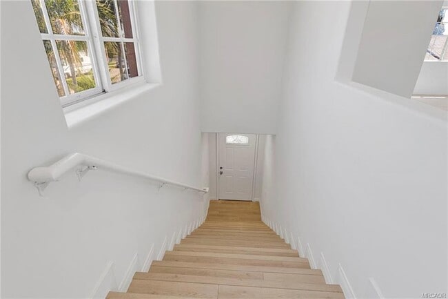 Photo - 348 W 83rd St