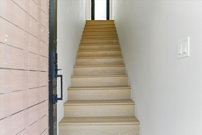 Photo - 1172 N Wilton Pl