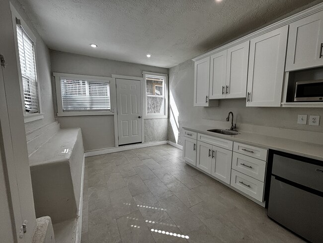 Photo - 655 Solano Ave