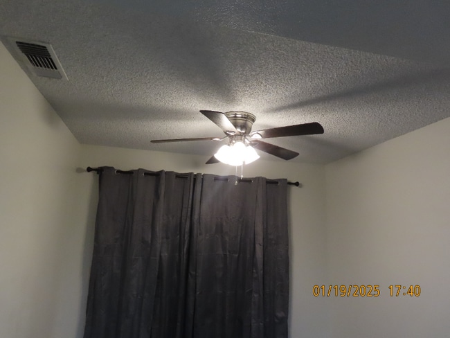 Photo - 751 Higgins Rd