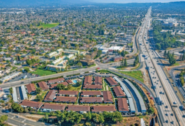 Building Photo - Mauna Loa Garden