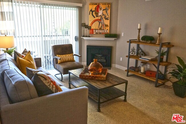 Photo - 151 E Holly St Condo Unit 2-205