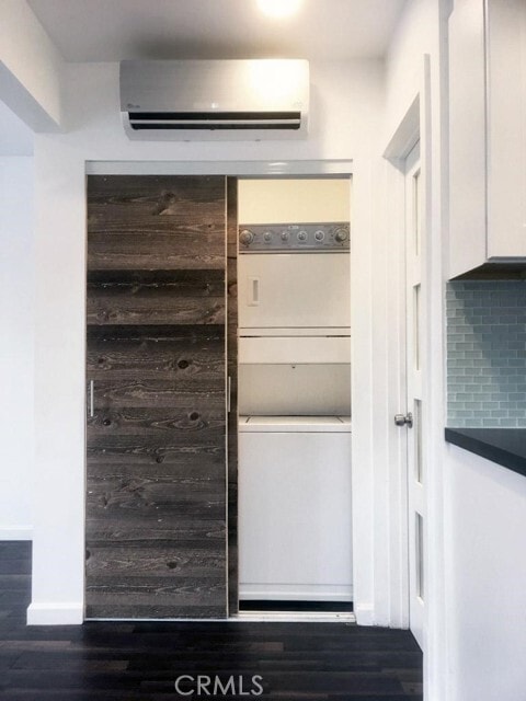 Photo - 2264 Lupin St