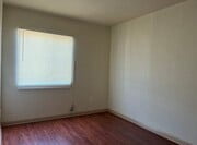 Photo - 4264 S Menlo Ave