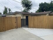 Photo - 518 W King St
