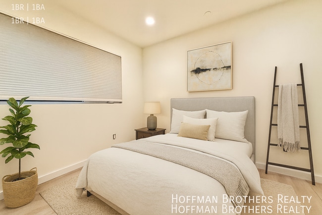 Photo - 3245 Drew St Unit 2