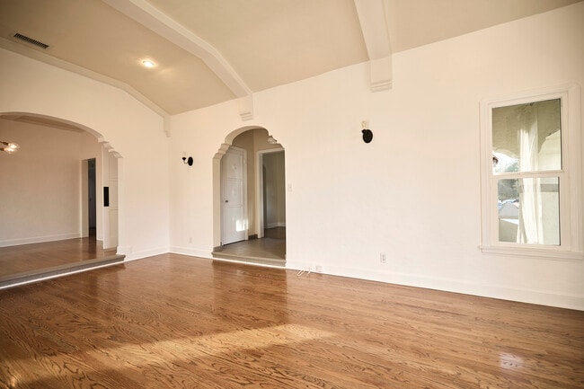 Photo - 1722 S Ogden Dr