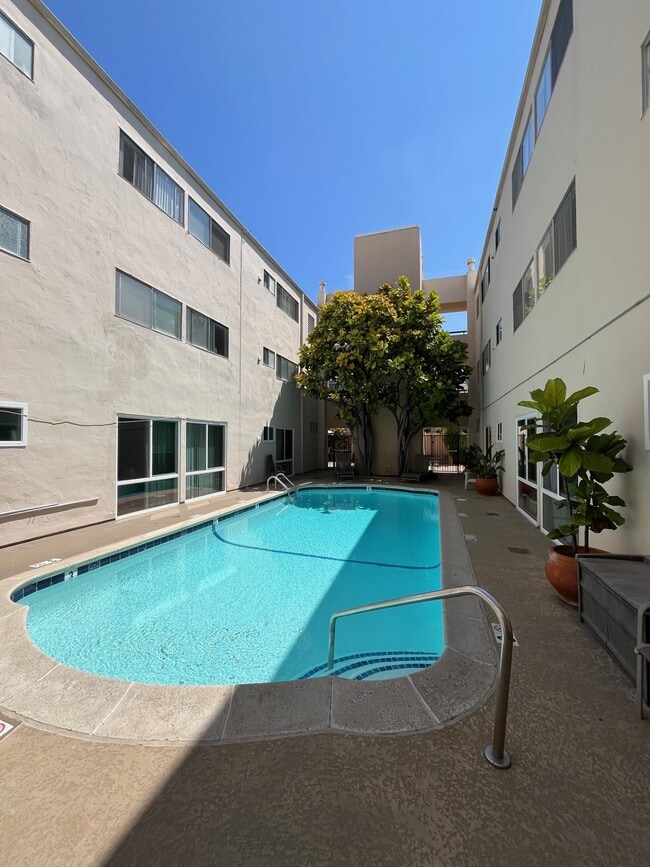 Photo - Casa Linda Apartments