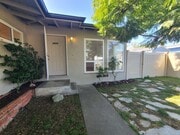 Photo - Spacious Ocean Beach 2 bed 1 bath just a f...