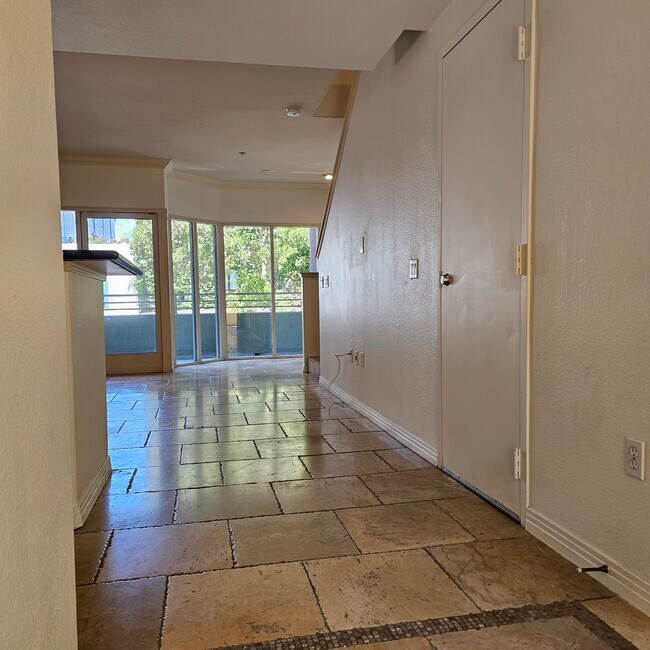 Photo - 1501 India St