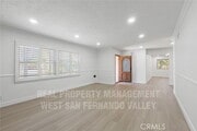 Photo - 12920 Aetna St