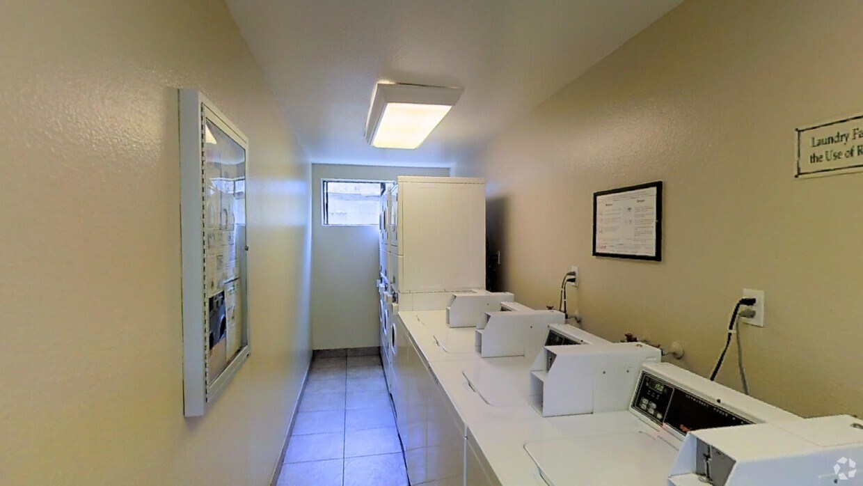 3D Tour - Westlake Village