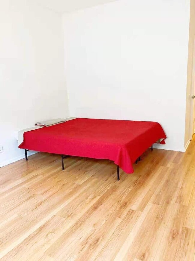 Photo - 1424 Amherst Ave