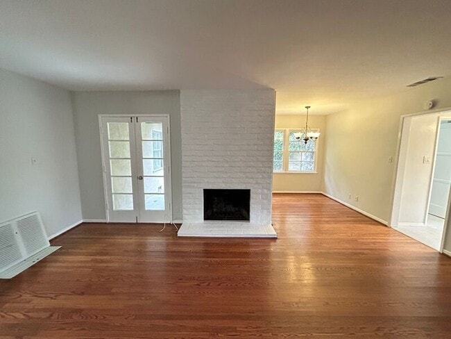 Photo - 5128 Crown Ave