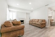 Photo - 1527 N Screenland Dr