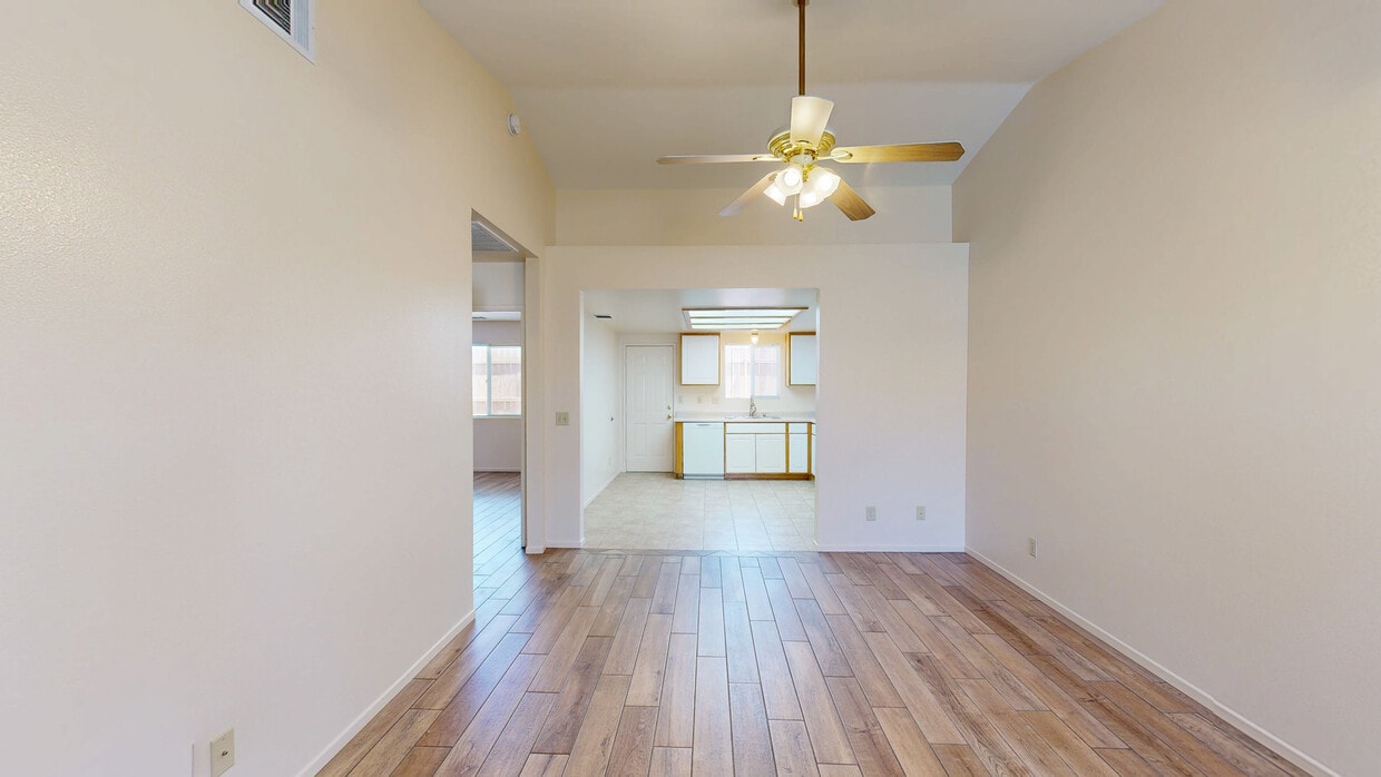 3D Tour - Desert Breeze Apartments